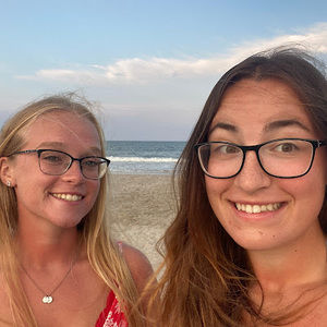 Meet your Posher, Cecilia